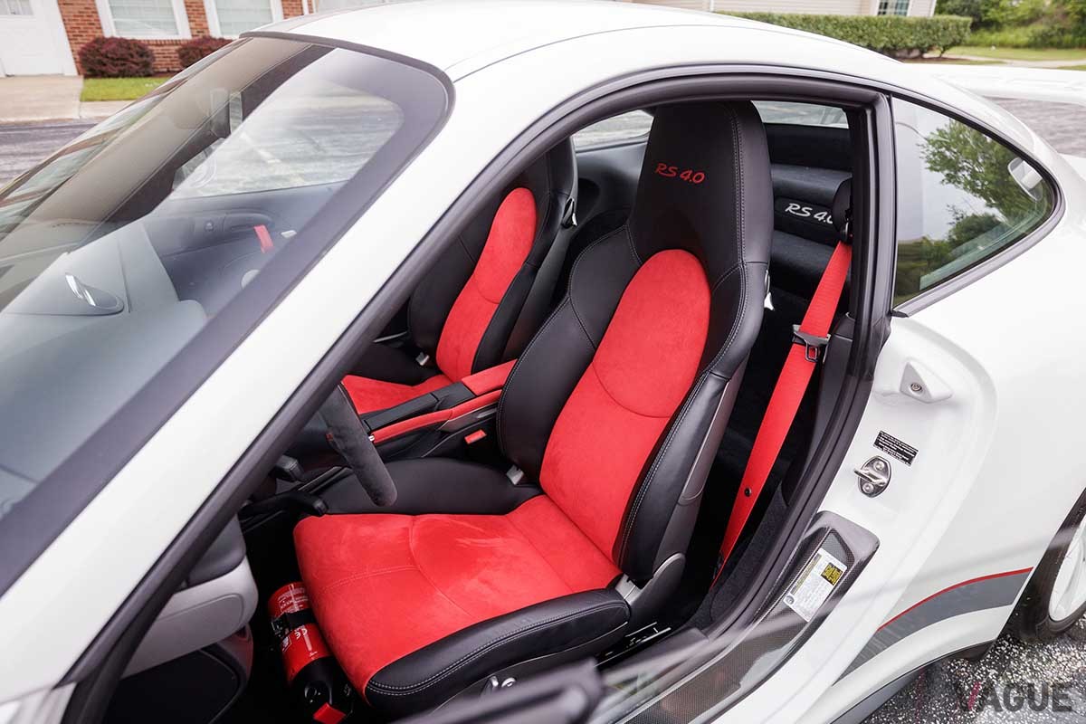 オークションに登場、107万7500USドル（約1億5840万円）で落札された2011年式ポルシェ「911GT3 RS4.0」Drew Shipley(c)2025 Courtesy of RM Sotheby's