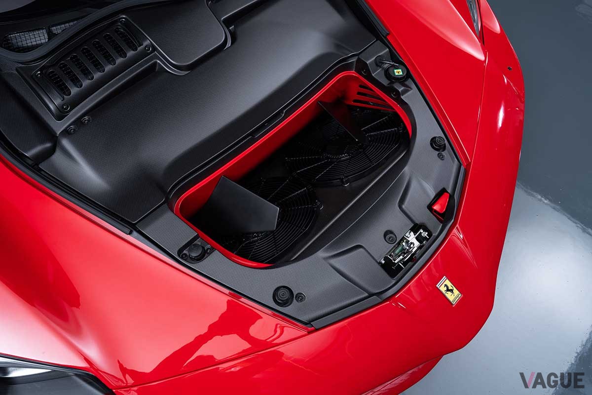 オークションに登場、523万USドル（約7億7400万円）で落札された2015年式フェラーリ「ラ・フェラーリ」Karissa Hosek(c)2025 Courtesy of RM Sotheby's