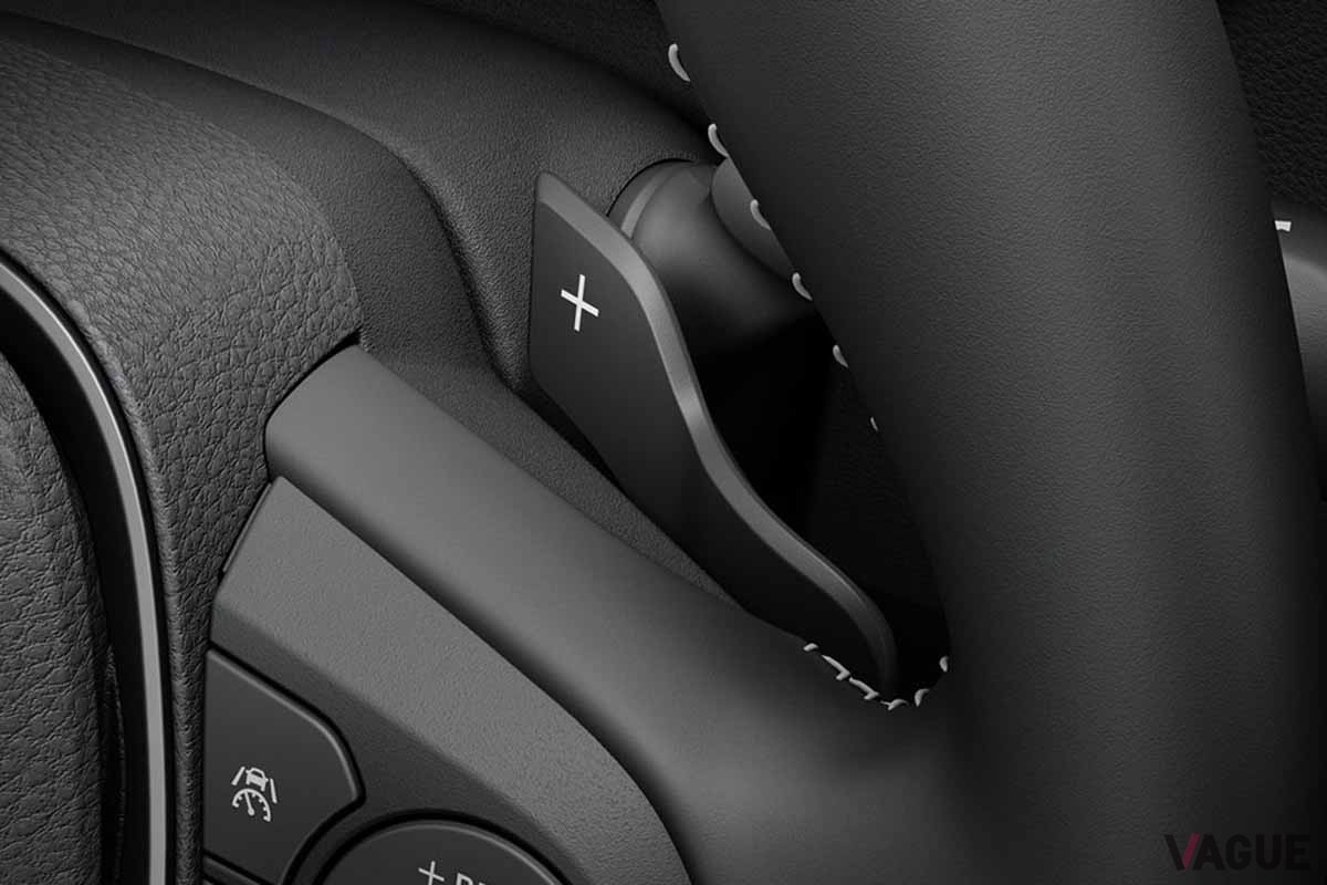 トヨタ「カローラクロスGRスポーツ」
