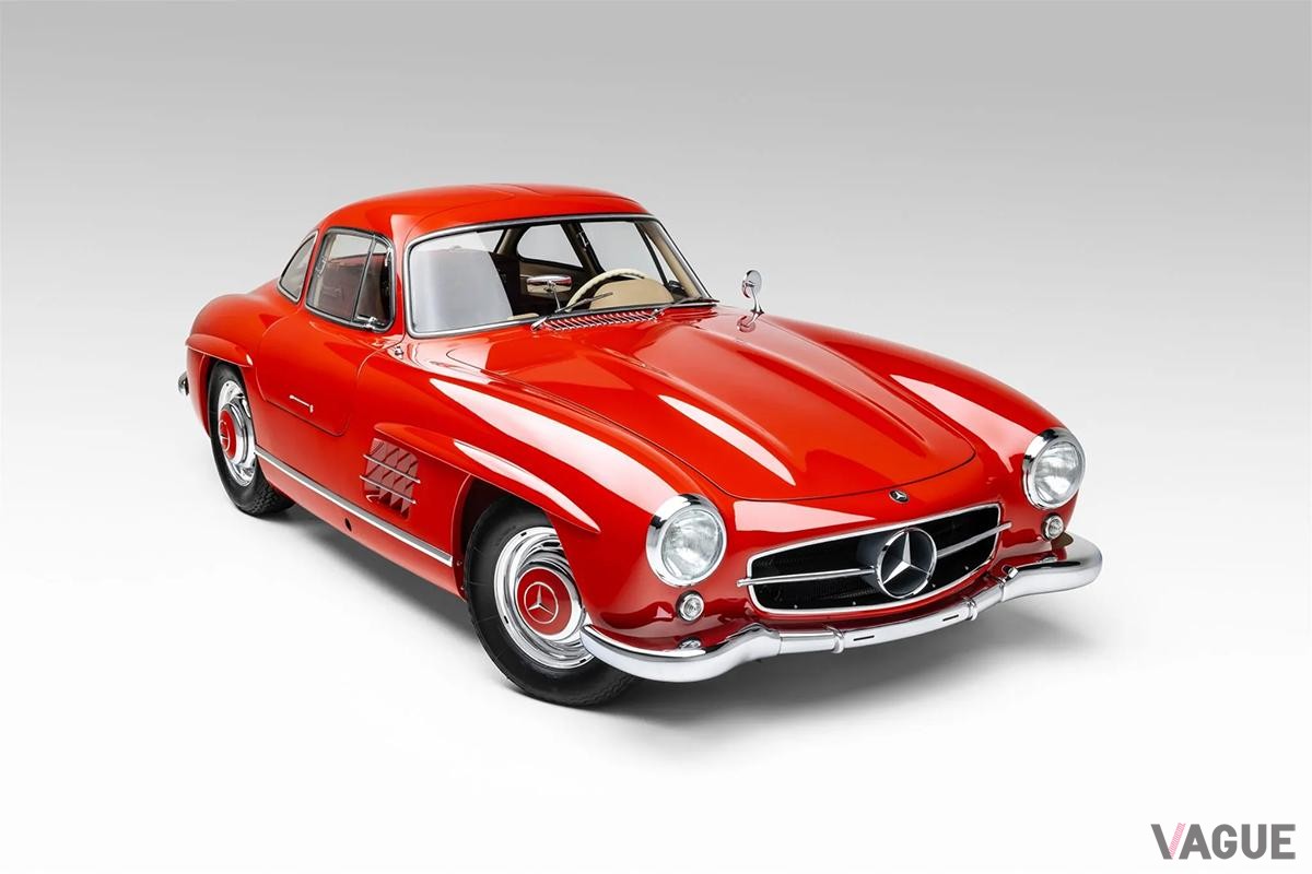 オークションで落札された1955年式メルセデス・ベンツ「300SLガルウイング」