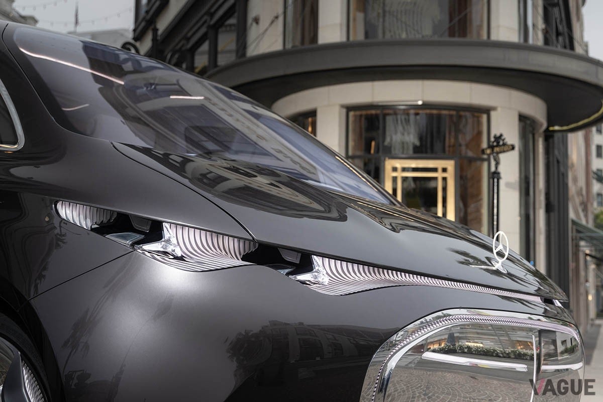 英語版「KARAOKE」機能も搭載！「豪華絢爛なスイートルーム