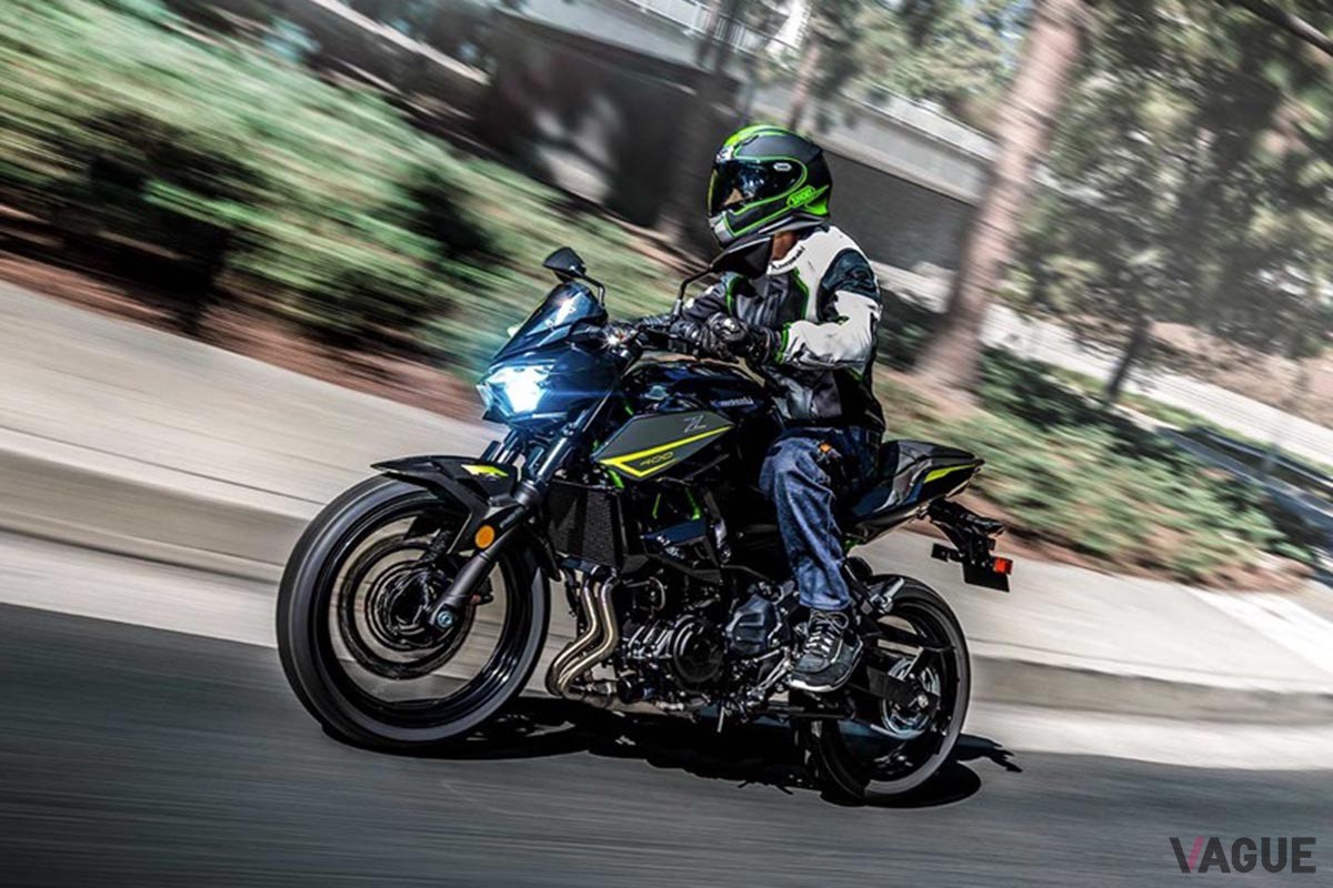 カワサキ「Z400」2025年モデル