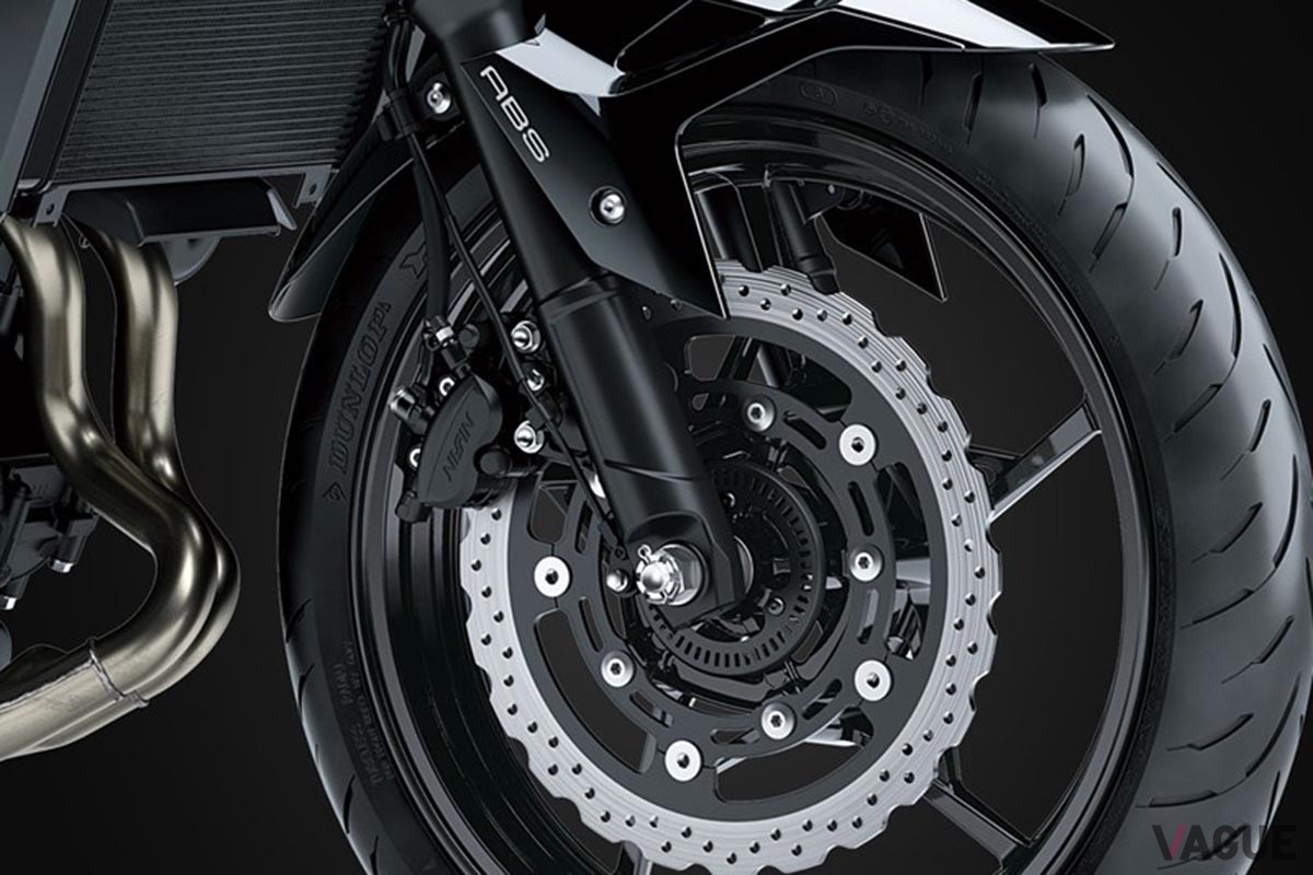 カワサキ「Z400」2025年モデル