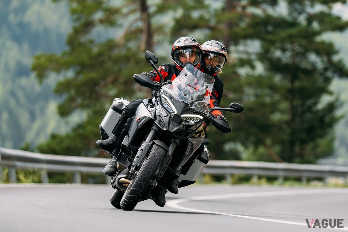 ドゥカティ「ムルティストラーダV4」