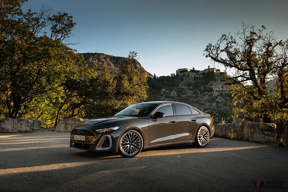 アウディ新型「A5セダン」