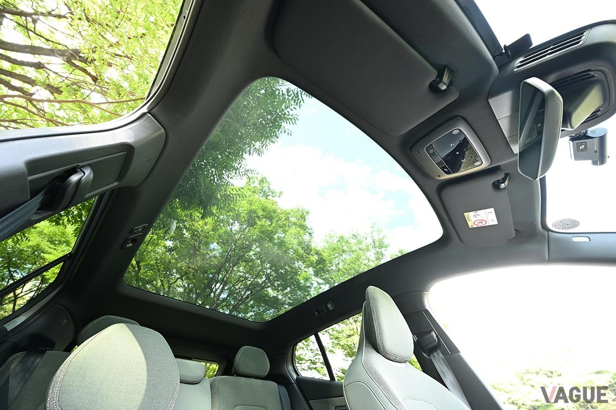 ボルボ新型「EX30クロスカントリー」