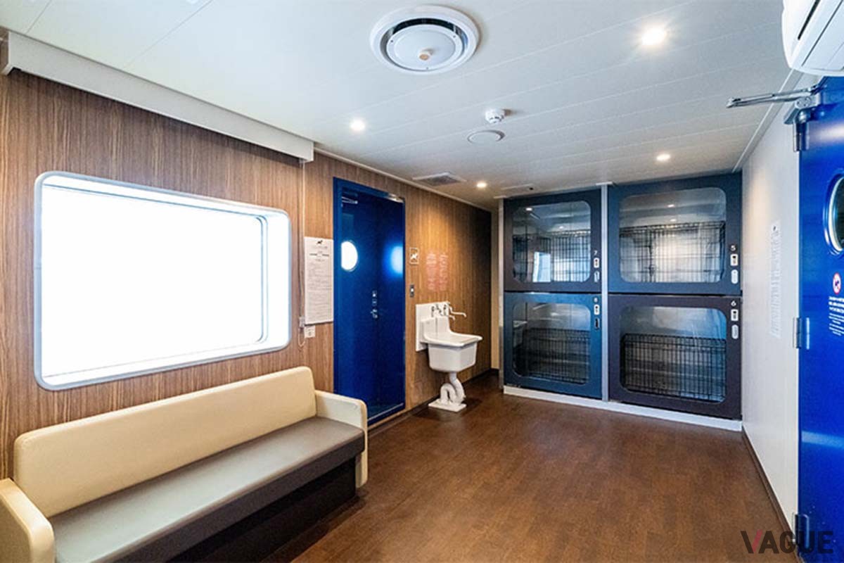 新造船「さんふらわあ ぴりか」の船内