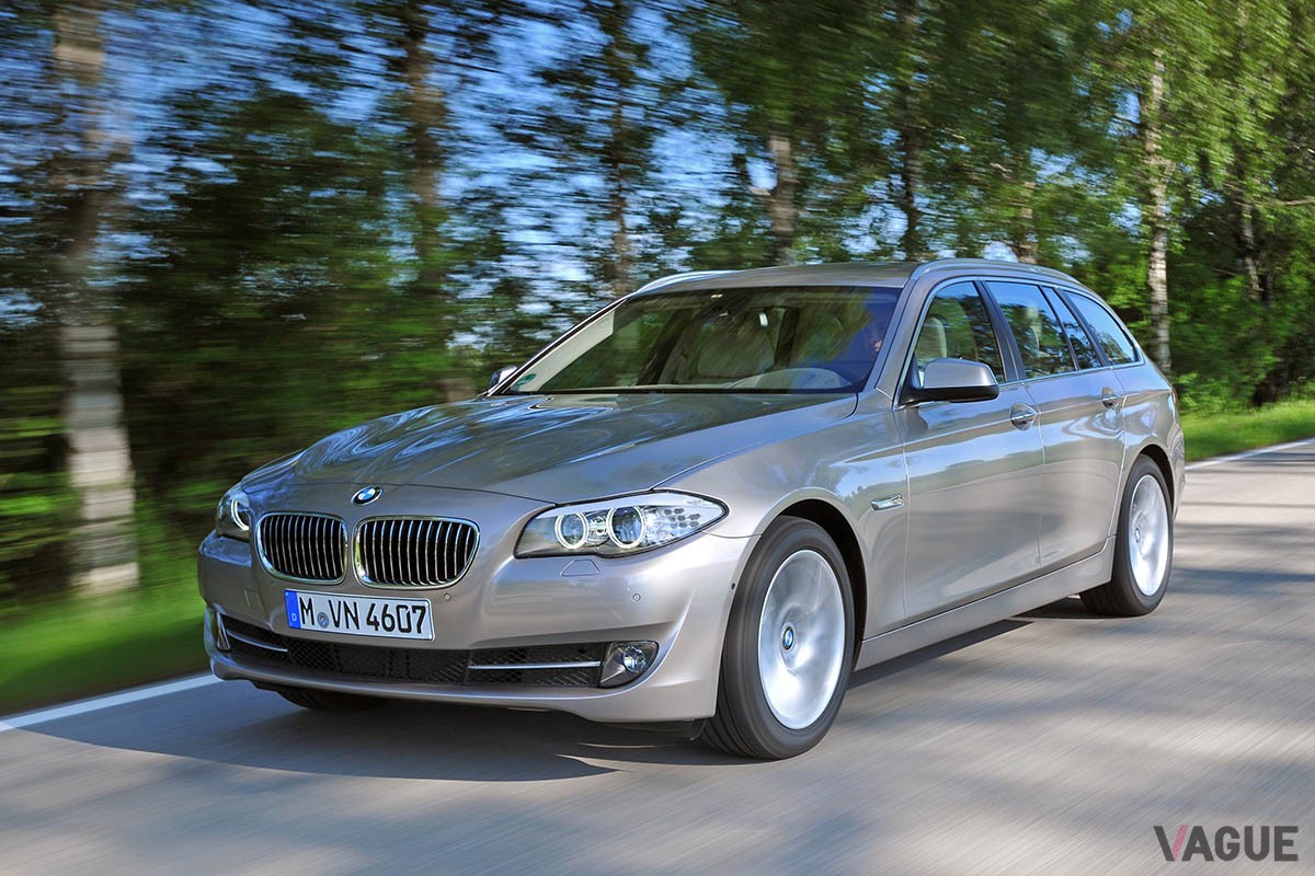 2012年8月に追加されたBMW「523dブルーパフォーマンス・ツーリング」