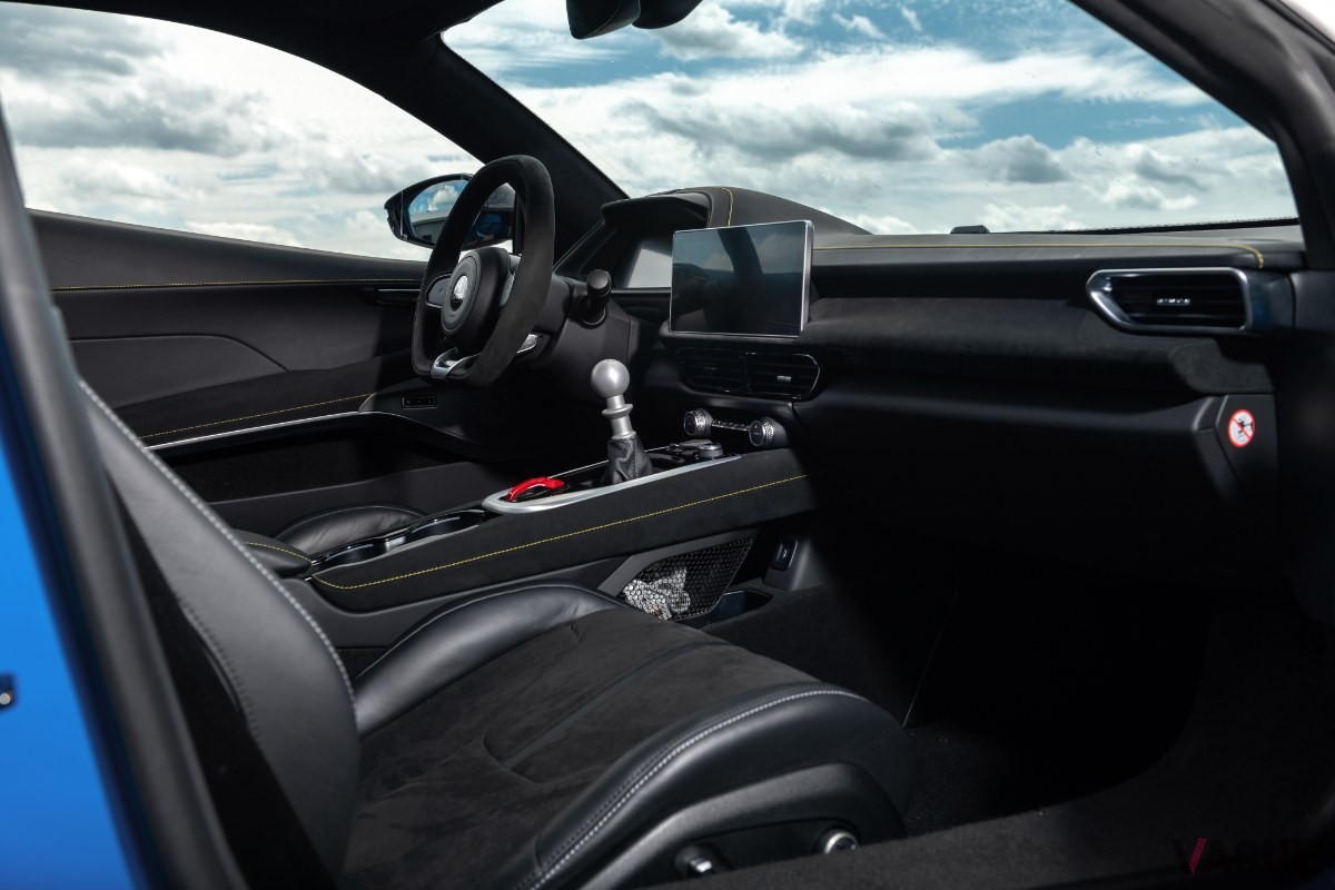 ロータス新型「エミーラ」