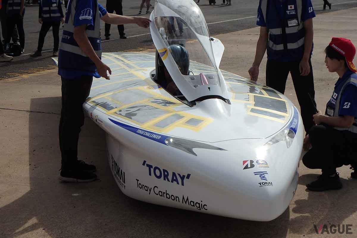 東海大学ソーラーカーチームのマシン＃10「Tokai Challenger」
