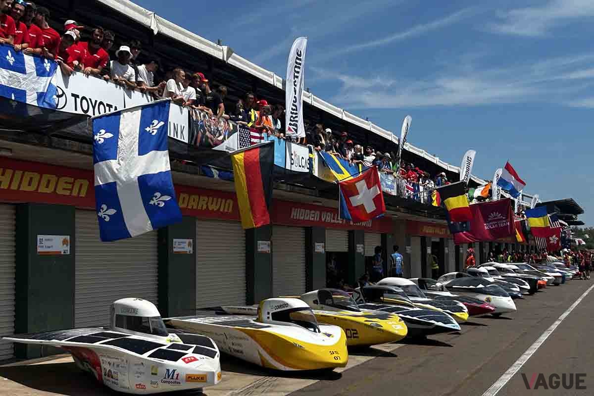 世界最大級のソーラーカーレース「Bridgestone World Solar Challenge 2025（ブリヂストン・ワールド・ソーラー・チャレンジ2025=BWSC）」の様子