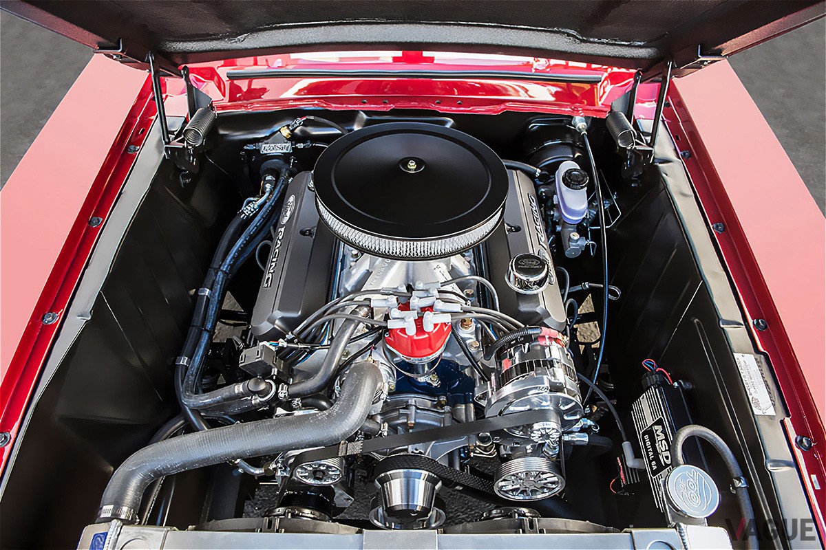 「GT500CR クラシック」の5.2リッターエンジンはスーパーチャージャーを組み合わせることで810馬力を発生（C）Classic Recreations