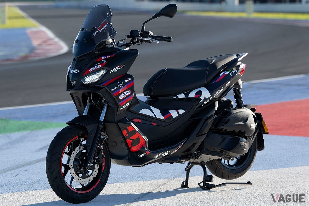 アプリリアの“軽二輪”スクーター「SR GT 200」に特別カラーが登場