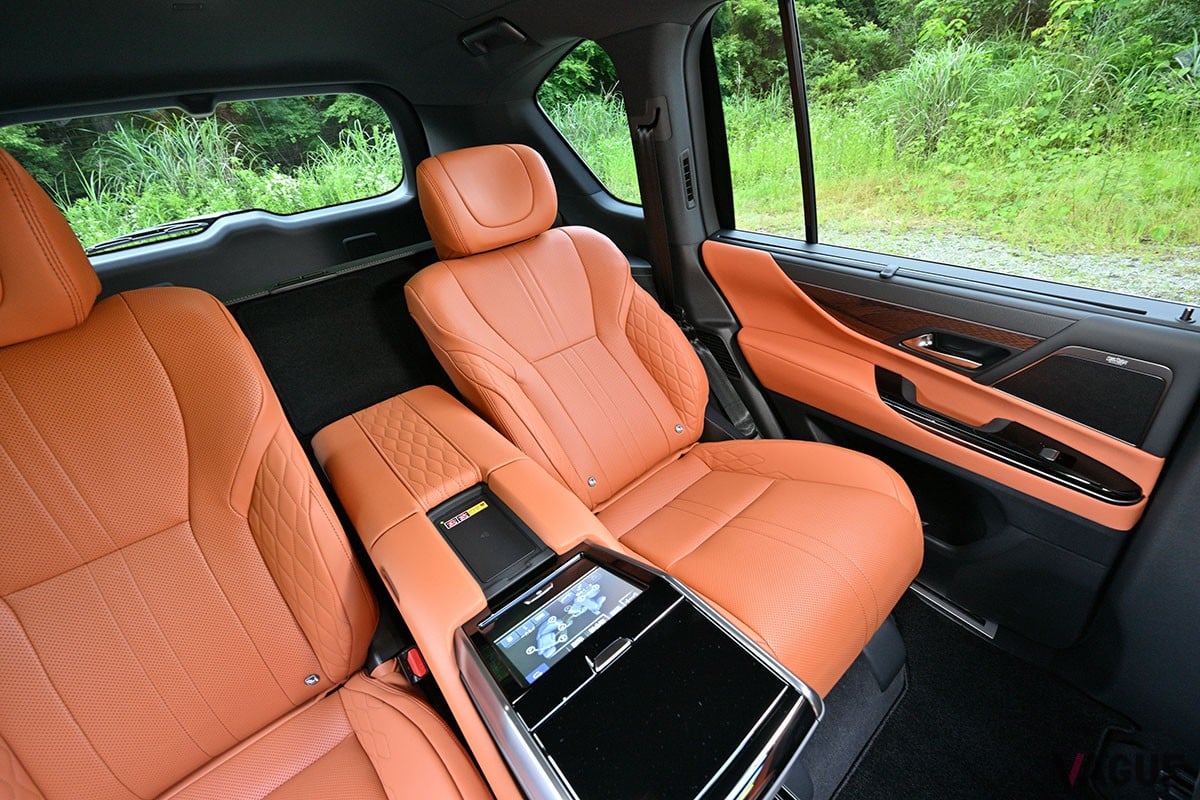 レクサス「LX700h」