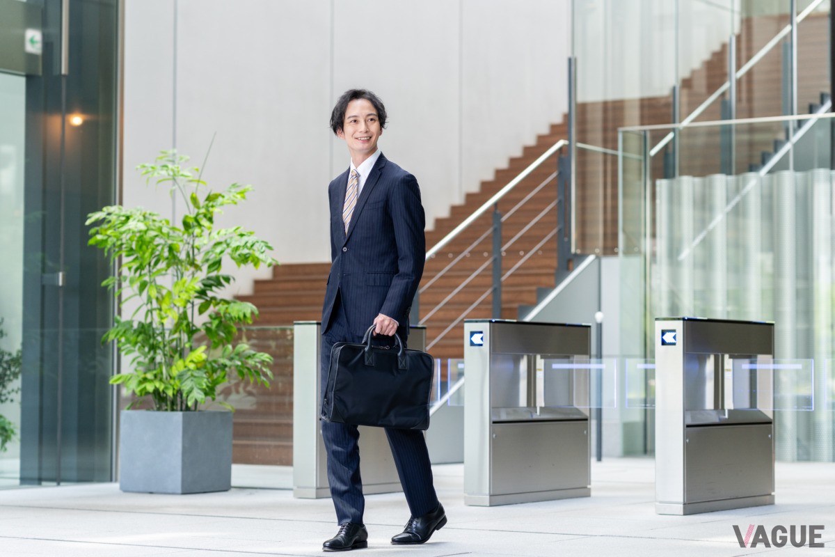 多くの場合でスーツにネクタイ着用が無難