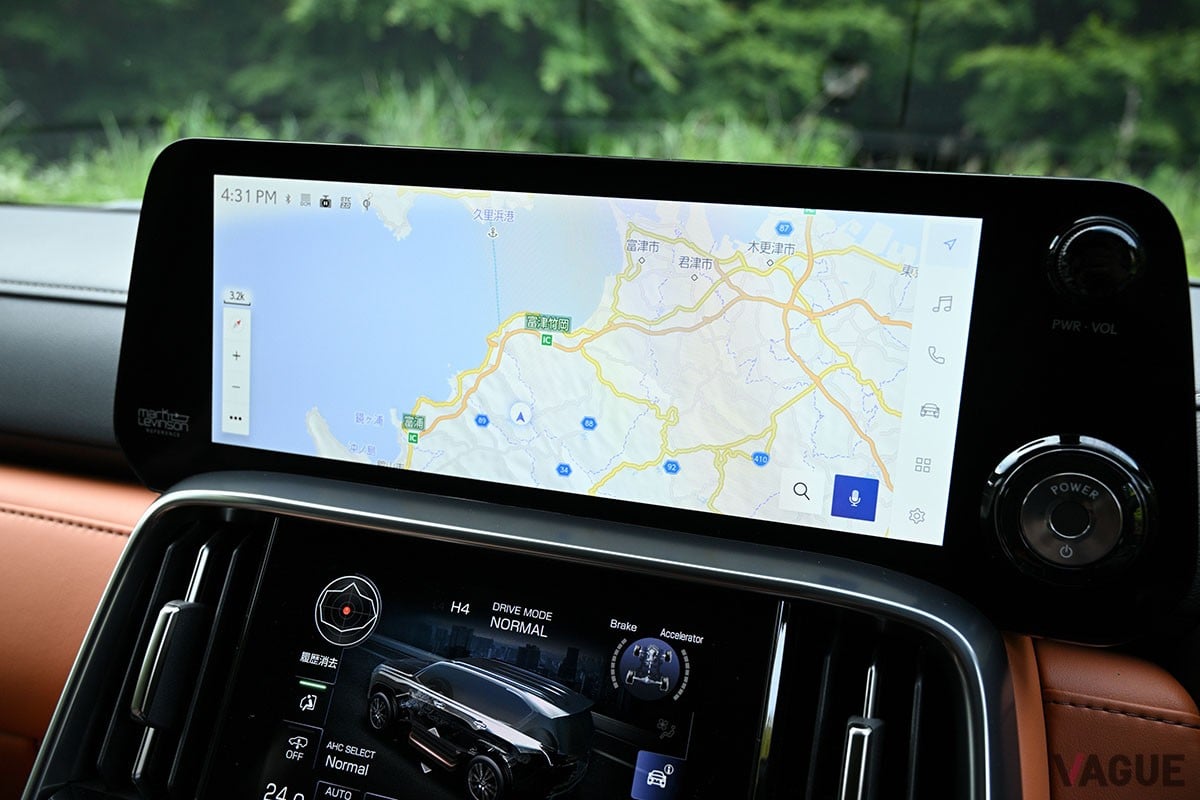 レクサス「LX700h」