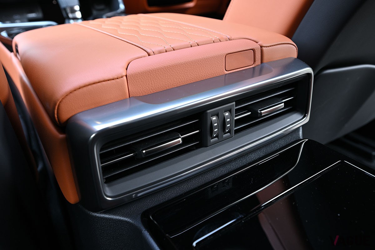 レクサス「LX700h」