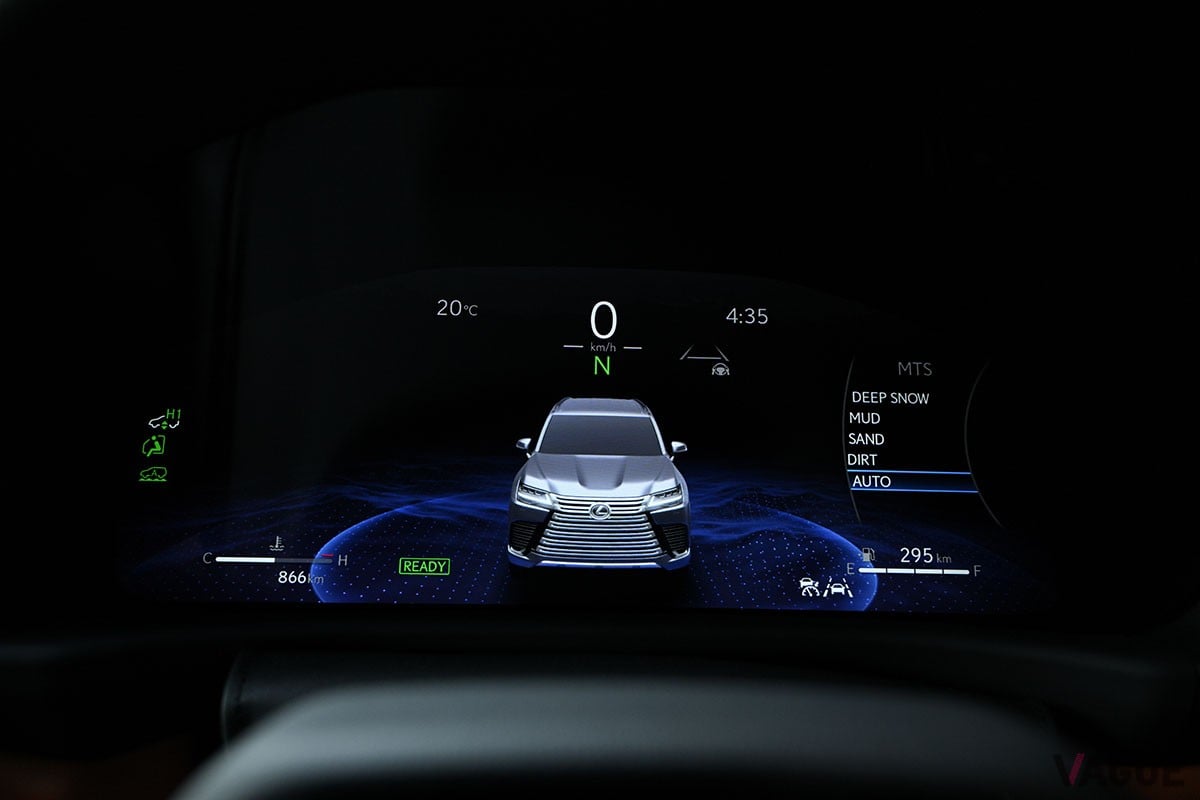 レクサス「LX700h」