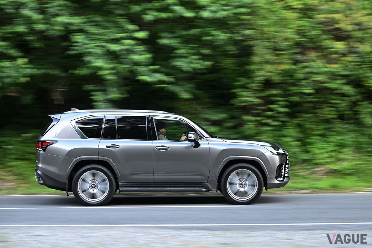 レクサス「LX700h」