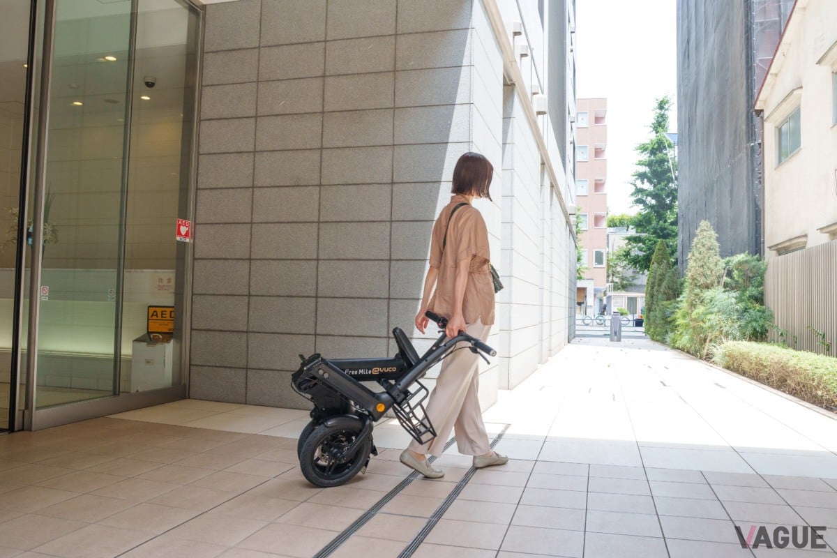 引いて運べるキャリー式