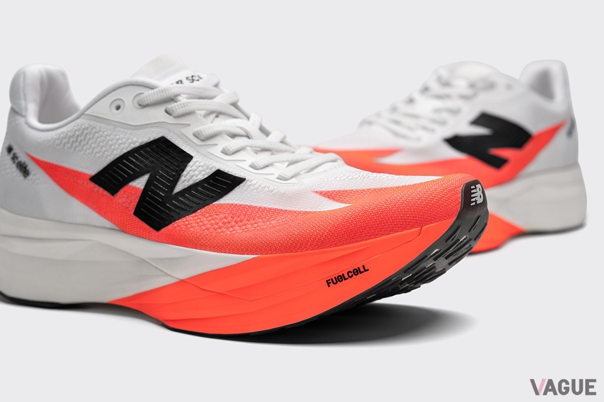 FuelCell SuperComp Elite v5：2万9700円