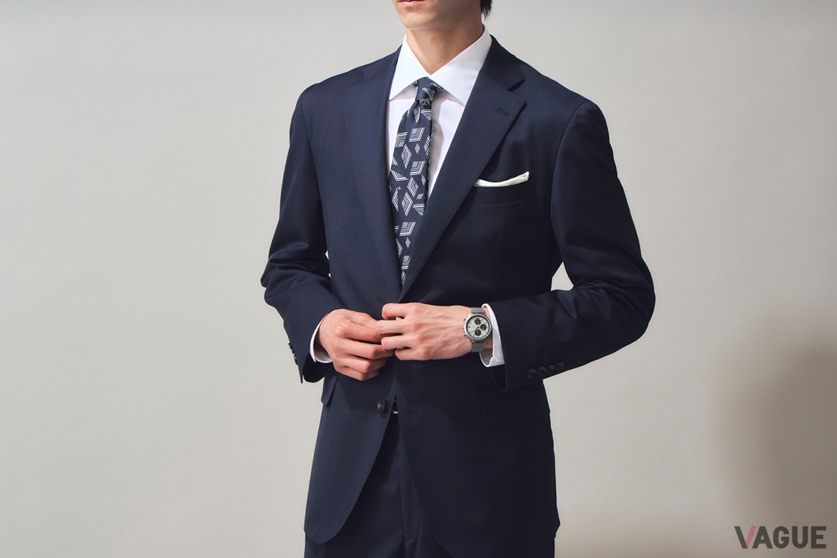 レザーにメタル、メッシュ、シリコンなどknotでは多彩なストラップが展開する