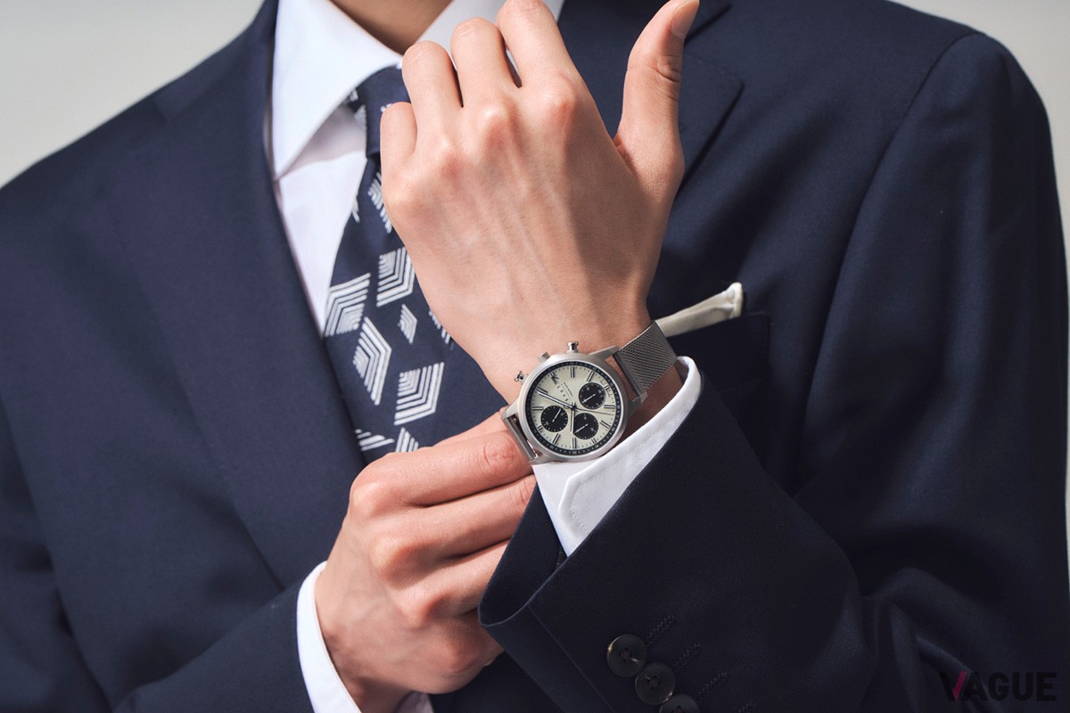 レザーにメタル、メッシュ、シリコンなどknotでは多彩なストラップが展開する