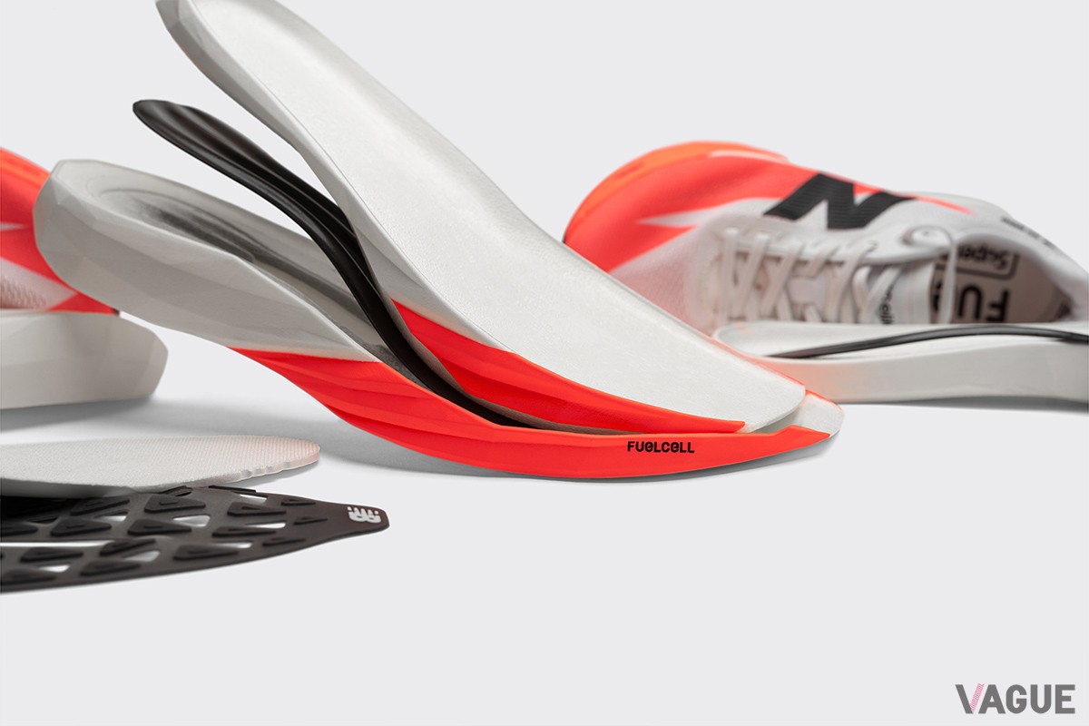 FuelCell SuperComp Elite v5：2万9700円