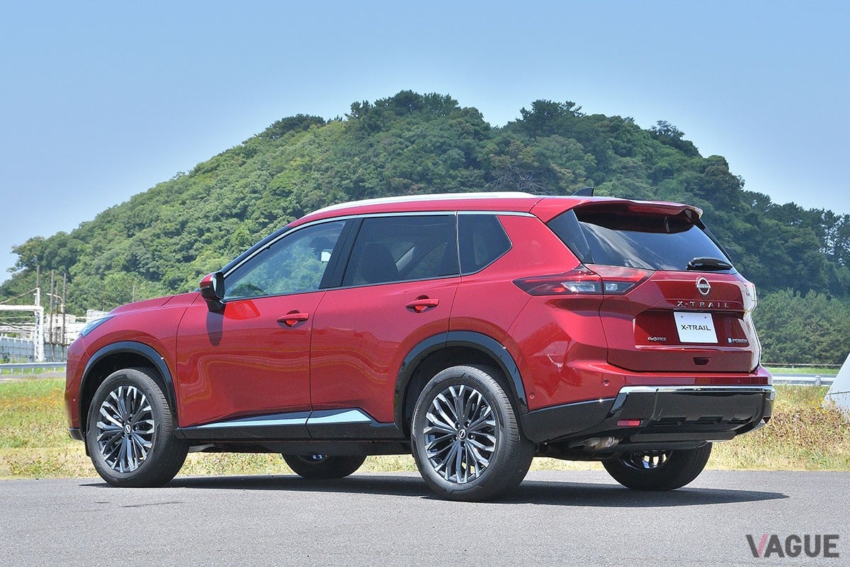 日産「エクストレイル G e-4ORCE」
