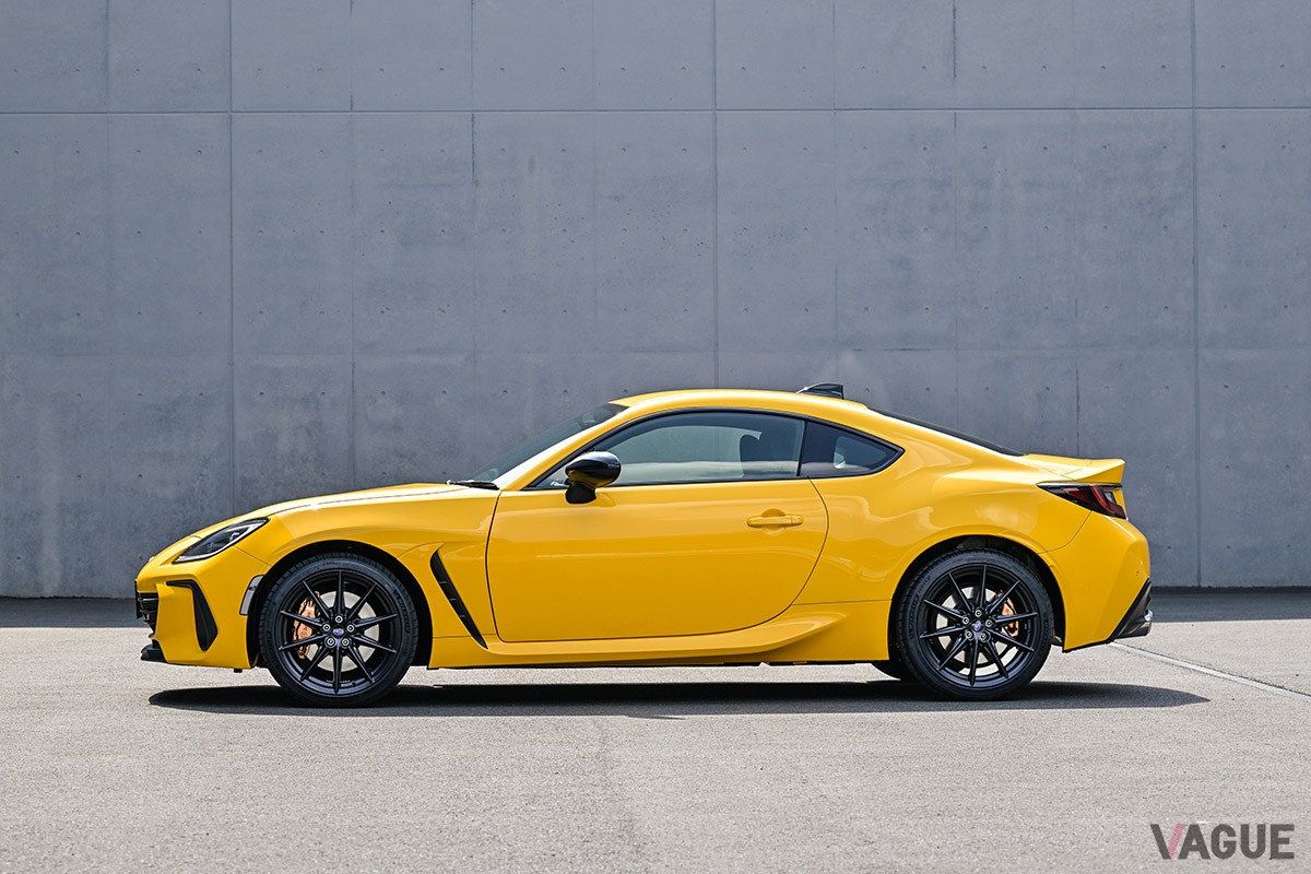 スバル「BRZ」の特別仕様車「STIスポーツ イエローエディション」