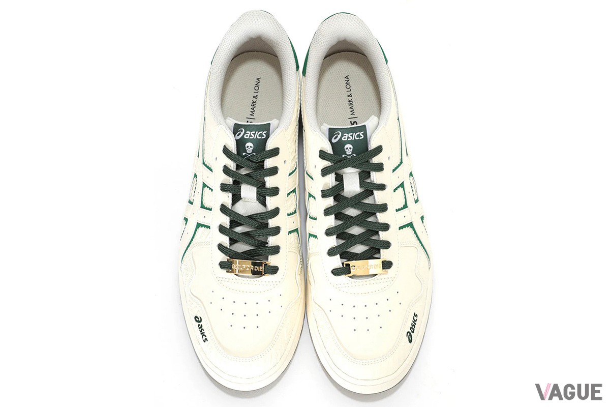 アシックスとのコラボにより誕生したマークアンドロナのゴルフシューズ「Tassel Striders」