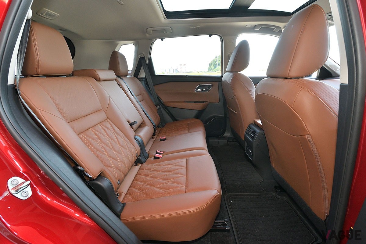 日産「エクストレイル G e-4ORCE」