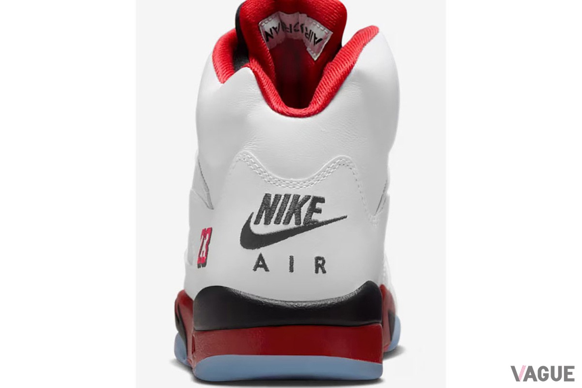 「エア ジョーダン 5」の人気色Fire Red“Black Tongue”が待望の復活
