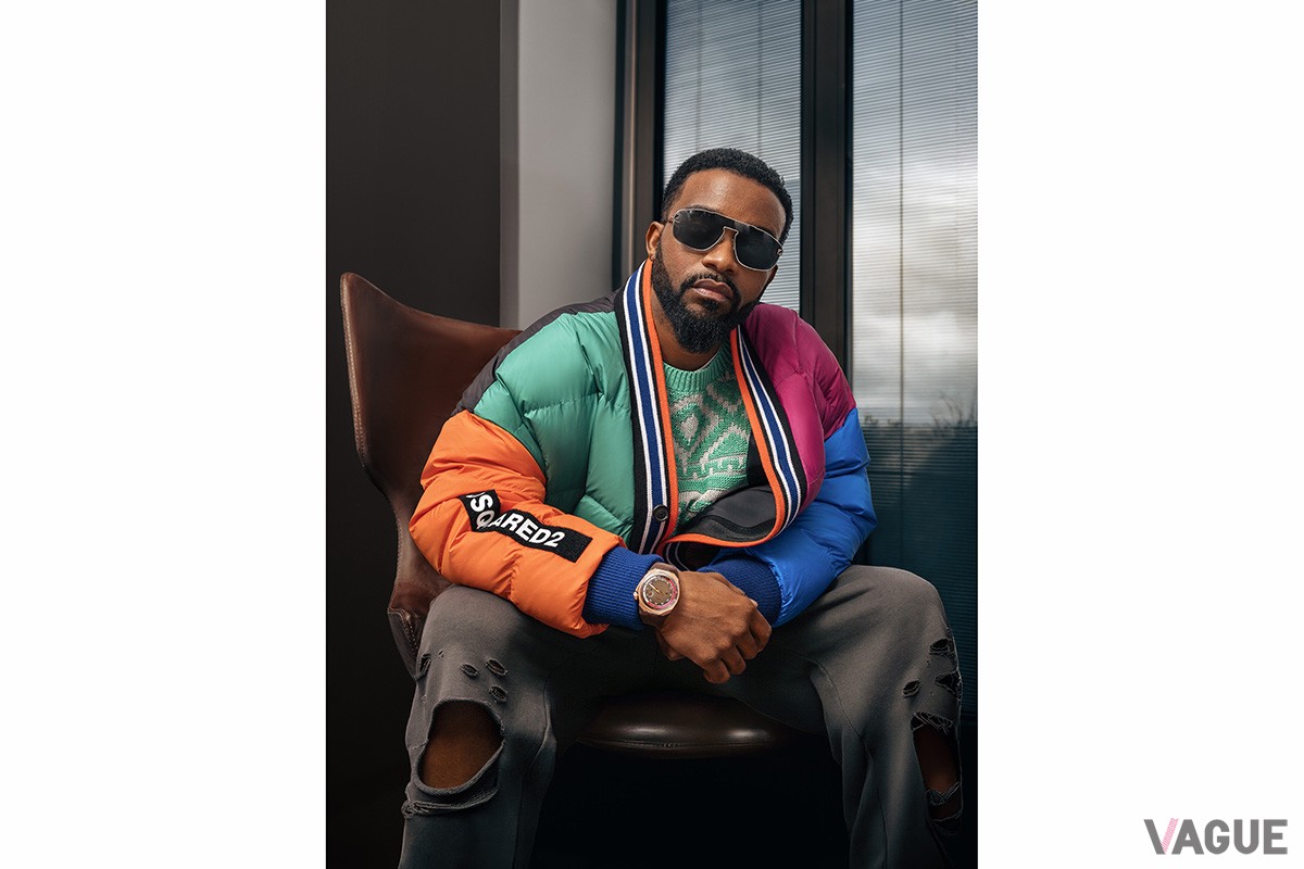 シンガーであり、作曲家・ダンサーとしても活躍するファリー・イプパ。アフリカで最も名高いアーティストのひとりで、熱心な時計愛好家としても知られる。コンゴ出身、1977年生まれ