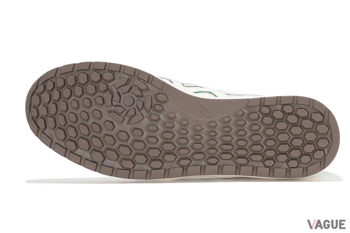 アシックスとのコラボにより誕生したマークアンドロナのゴルフシューズ「Tassel Striders」