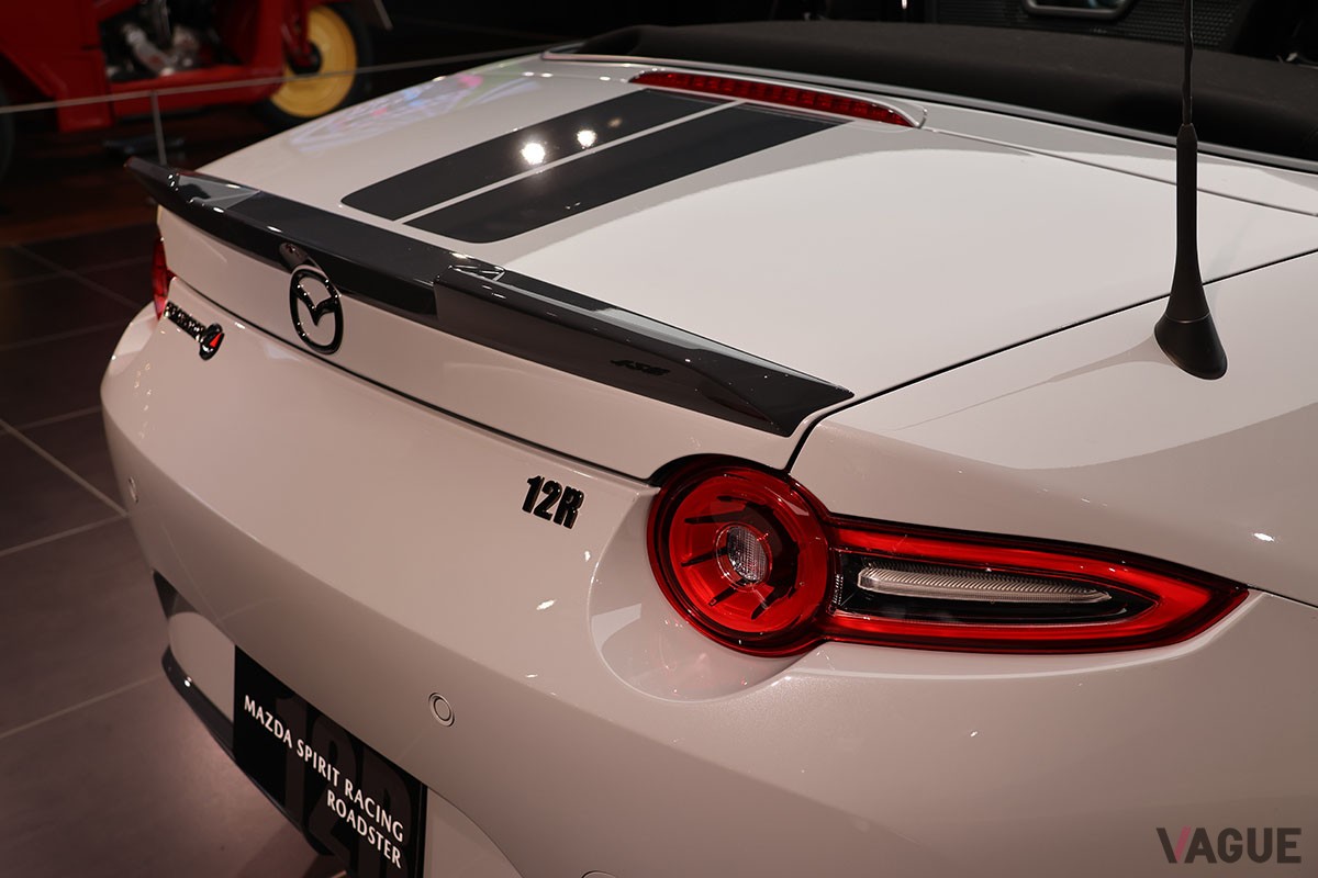 「マツダスピリットレーシング・ロードスター 12R」
