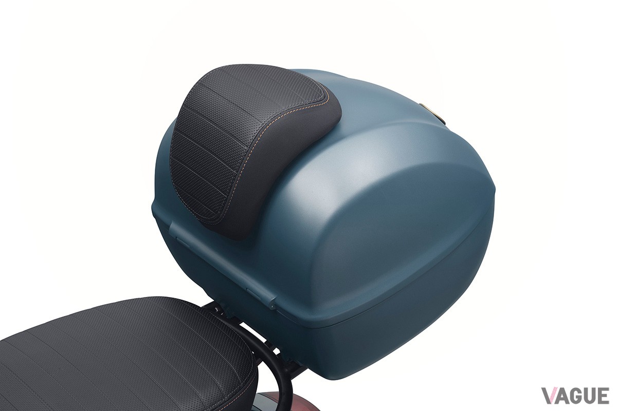 特別仕様車「ベスパ スプリント150 OFFICINA 8」