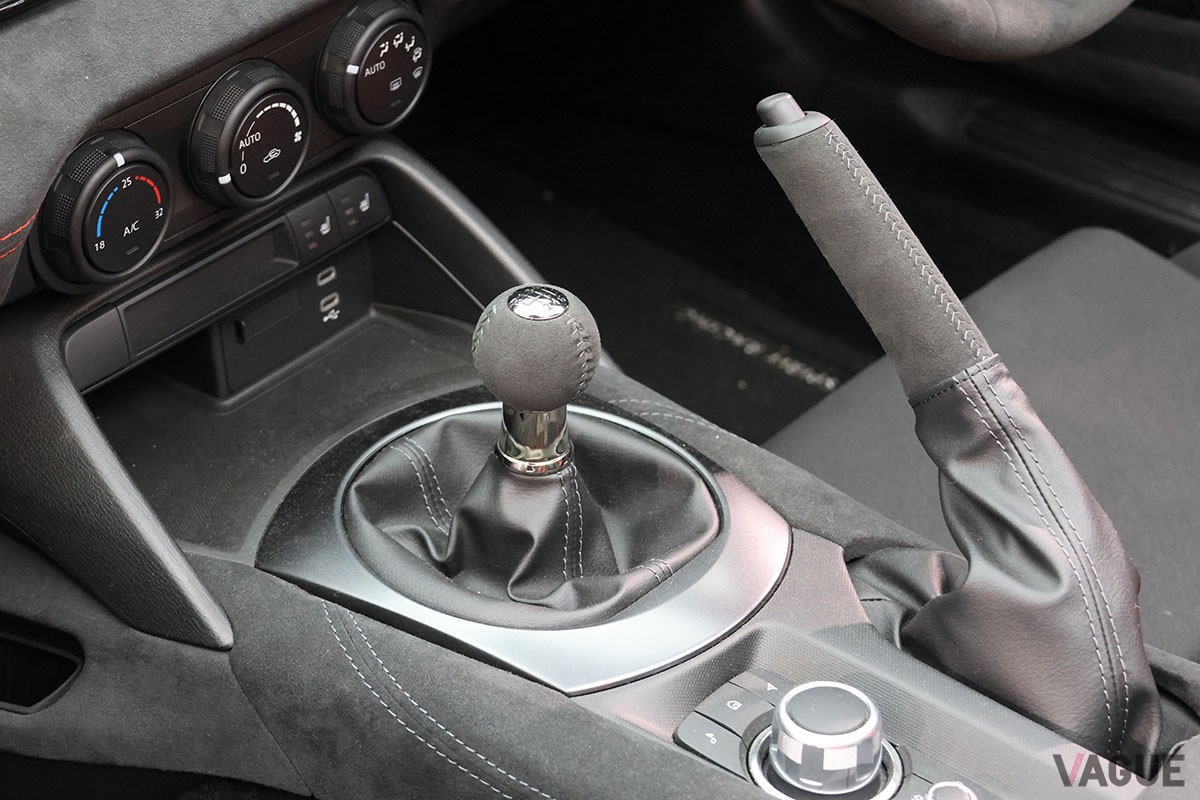 「マツダスピリットレーシング・ロードスター 12R」