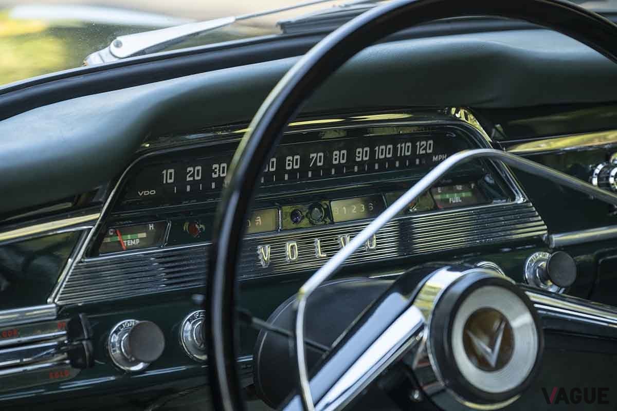 オークションに登場、落札された1965年式ボルボ「PV544スポーツ」Robin Adams(c)2025 Courtesy of RM Sotheby's