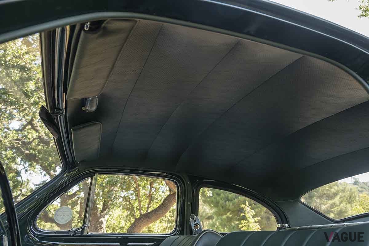 オークションに登場、落札された1965年式ボルボ「PV544スポーツ」Robin Adams(c)2025 Courtesy of RM Sotheby's