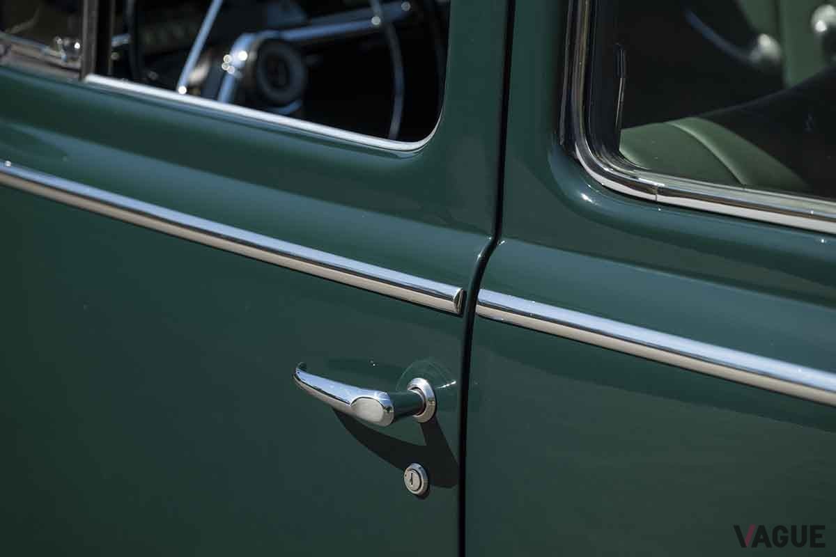 オークションに登場、落札された1965年式ボルボ「PV544スポーツ」Robin Adams(c)2025 Courtesy of RM Sotheby's