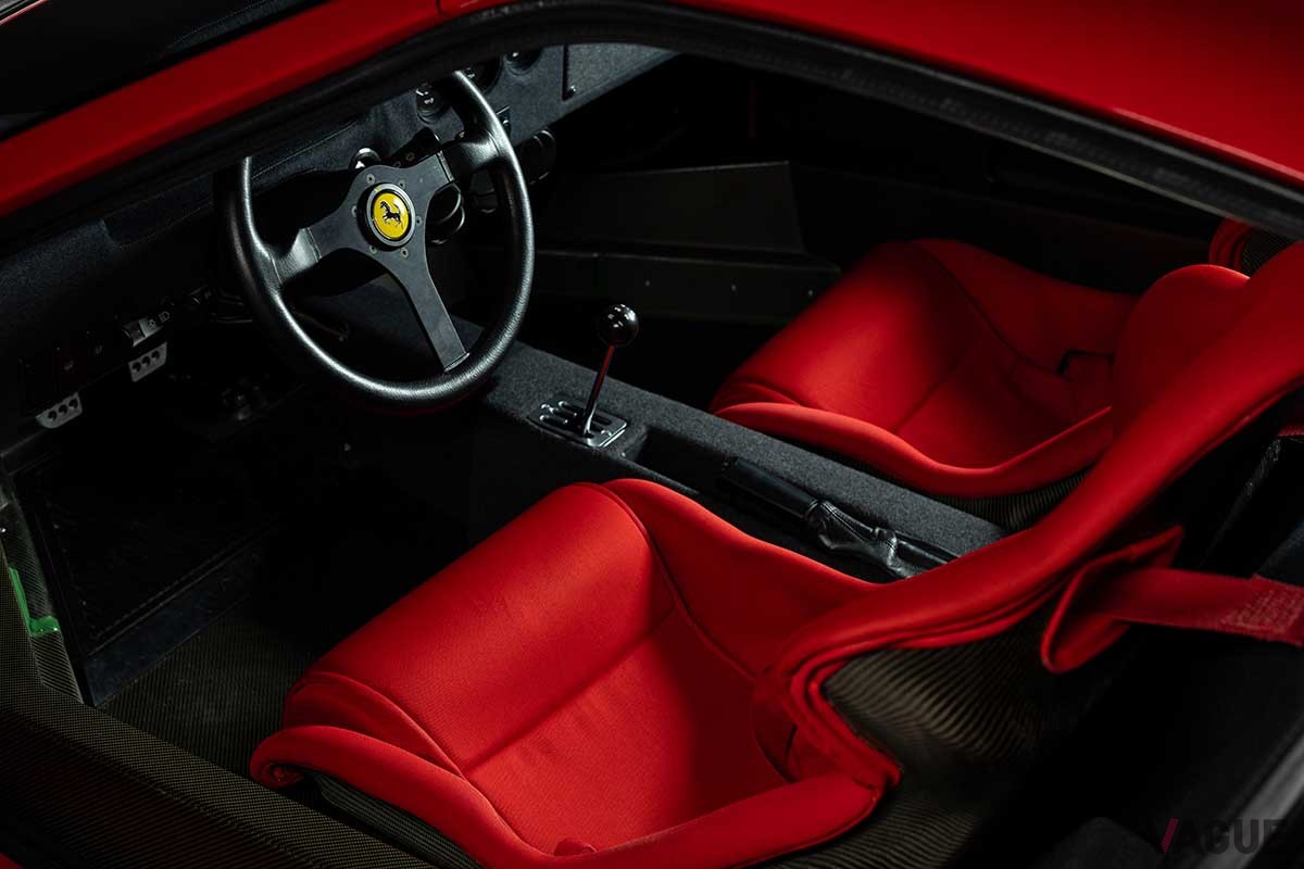 オークションに出品予定の1989年式フェラーリ「F40」Nail Fraser(c)2025 Courtesy of RM Sotheby's