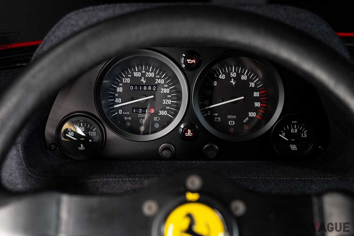 オークションに出品予定の1989年式フェラーリ「F40」Nail Fraser(c)2025 Courtesy of RM Sotheby's