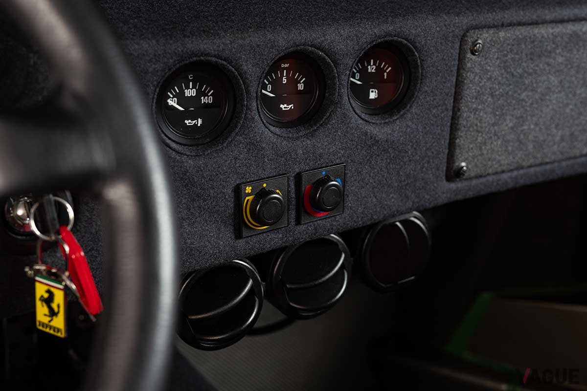 オークションに出品予定の1989年式フェラーリ「F40」Nail Fraser(c)2025 Courtesy of RM Sotheby's