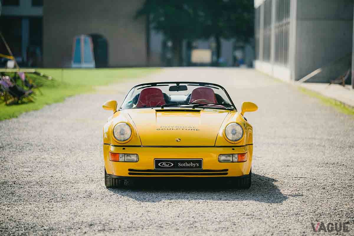 オークションに出品される予定の1994年式ポルシェ「911スピードスター」ターボルック“フィジカルスカルプチャーXI” Maximilian Vogi(c)2025 Courtesy of RM Sotheby's 