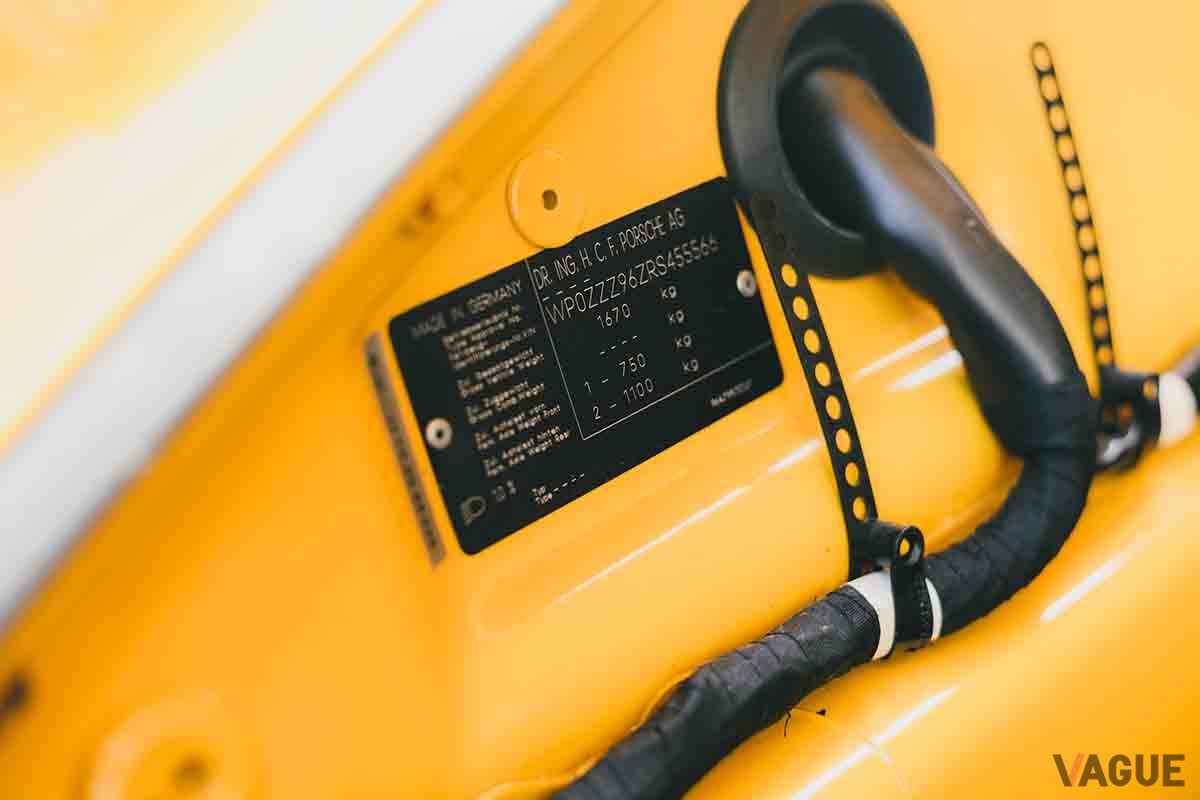 オークションに出品される予定の1994年式ポルシェ「911スピードスター」ターボルック“フィジカルスカルプチャーXI” Maximilian Vogi(c)2025 Courtesy of RM Sotheby's 