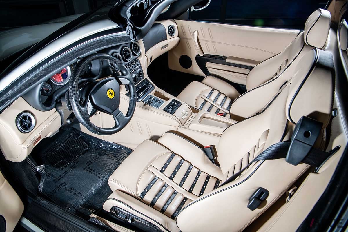 RMサザビーズのオークションに出品される予定の2005年式フェラーリ「スーパーアメリカ」(c)2025 Courtesy of RM Sotheby's