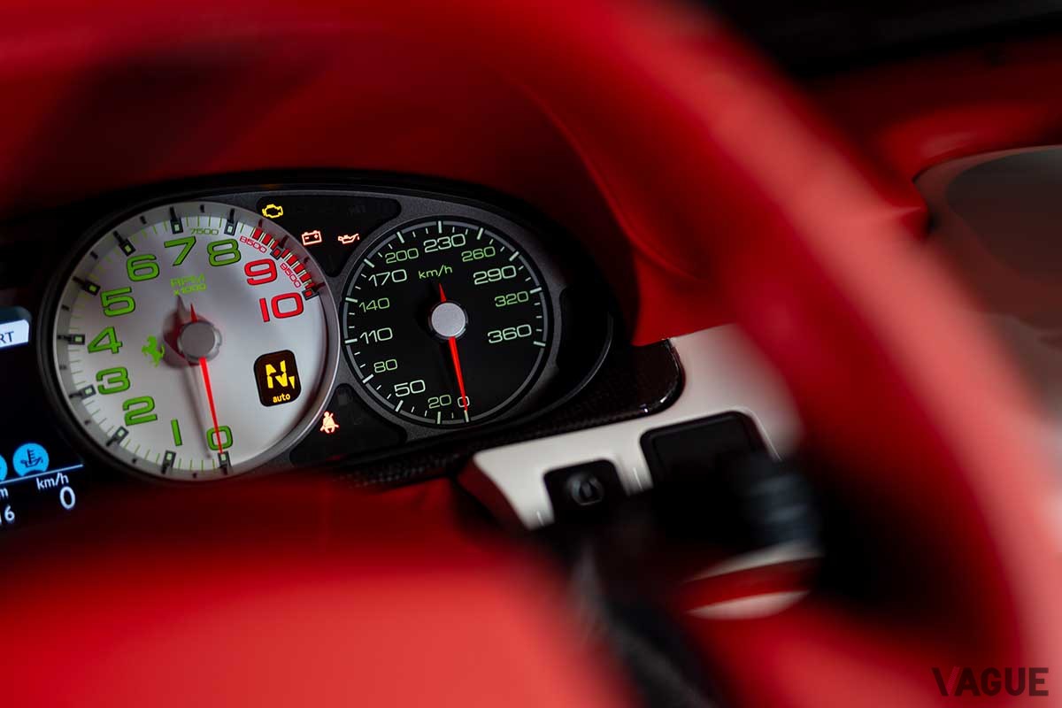 オークションに出品される2012年式フェラーリ「SAアペルタ」Nail Fraser(c)2025 Courtesy of RM Sotheby's