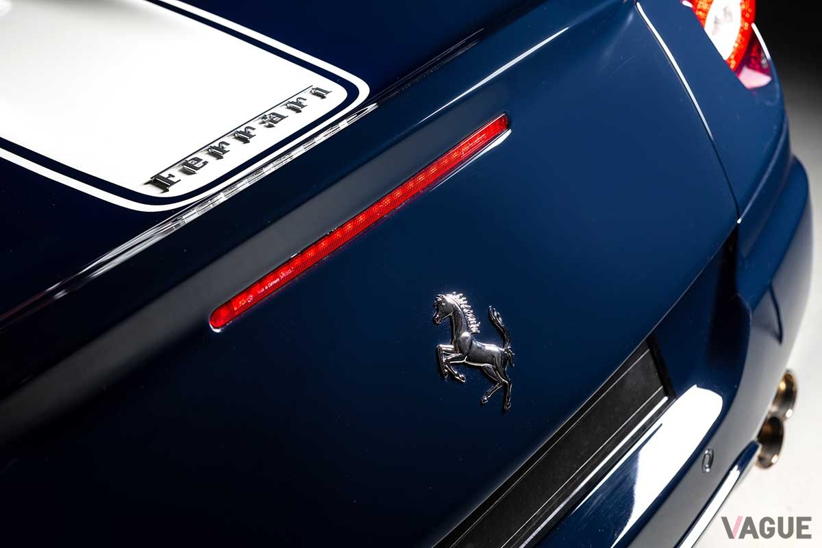 オークションに出品される2012年式フェラーリ「SAアペルタ」Nail Fraser(c)2025 Courtesy of RM Sotheby's