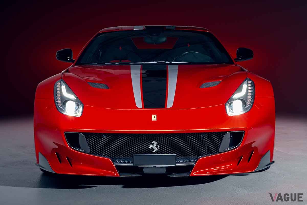 オークションに出品された2016年式フェラーリ「F12tdf」Simon Gosselin(c)2025 Courtesy of RM Sotheby's